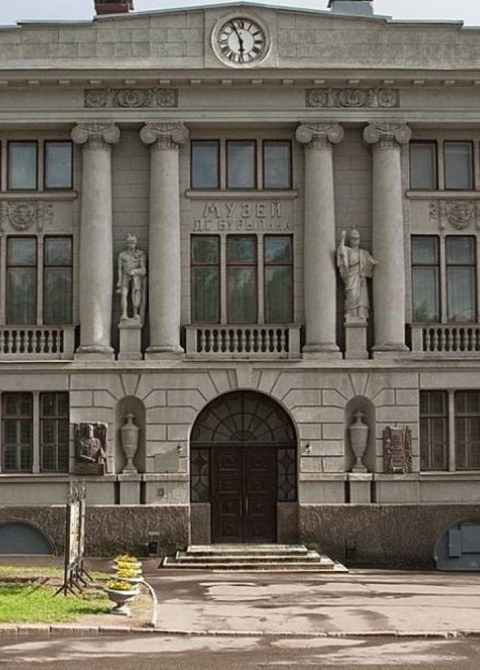 Основная экспозиция Музея промышленности и искусства